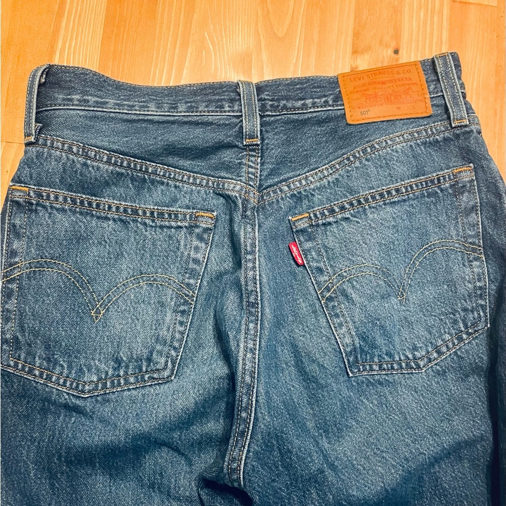 Levi’s Original 501 Jeans. - Picture 5 of 8